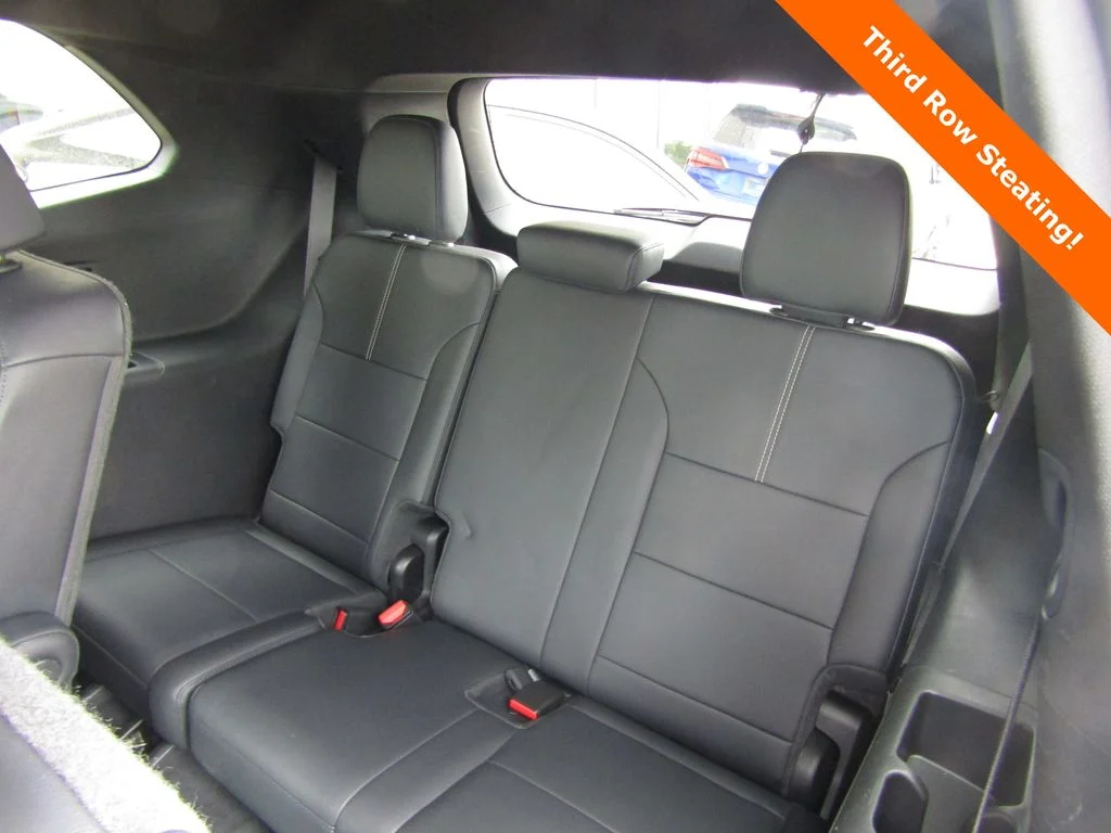 Used 2024 Black GMC Elevation image 22