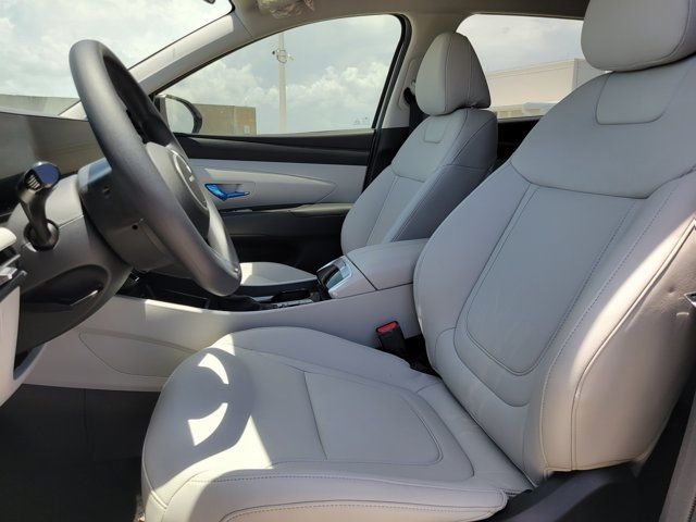 New 2026 White Hyundai SEL Plus FWD image 9