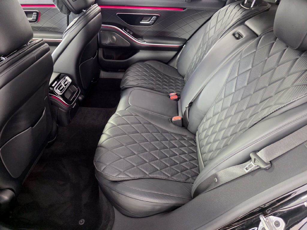 Certified Used 2022 Black Mercedes-Benz S 580 image 14