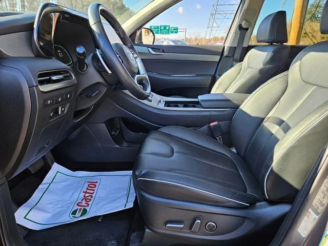 Used 2024 Gray Hyundai XRT image 9