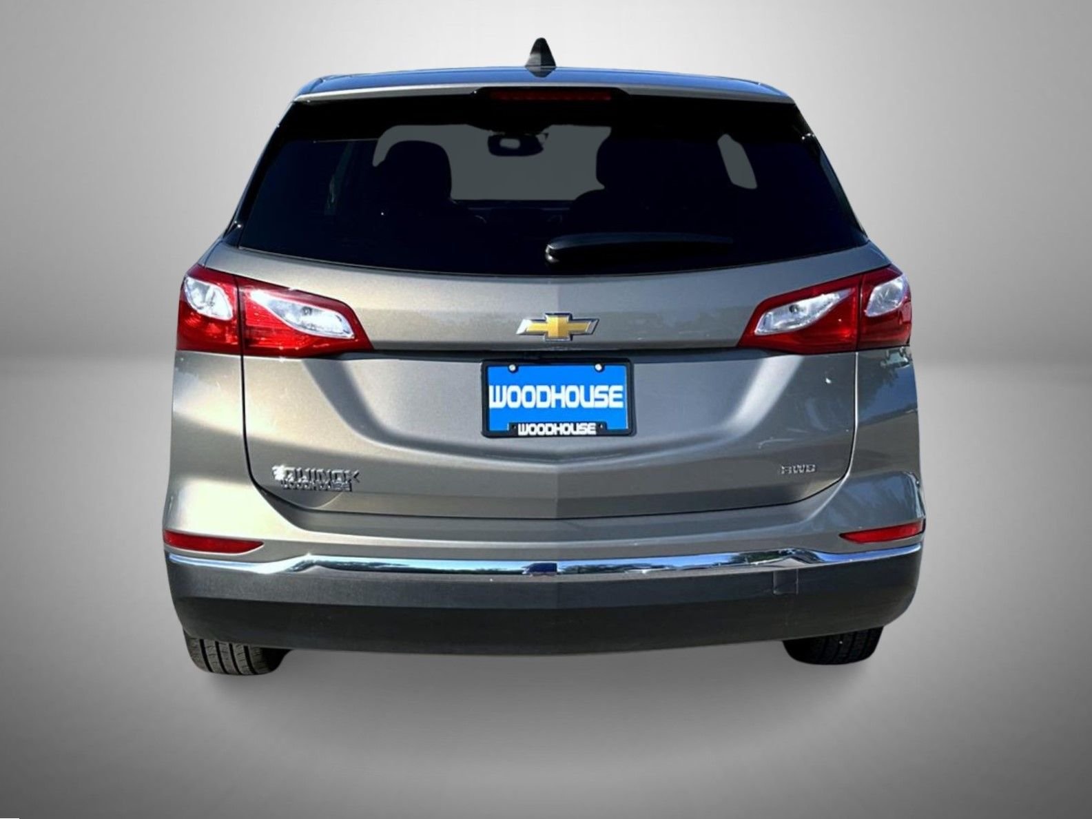Used 2018 Gray Chevrolet LT image 6