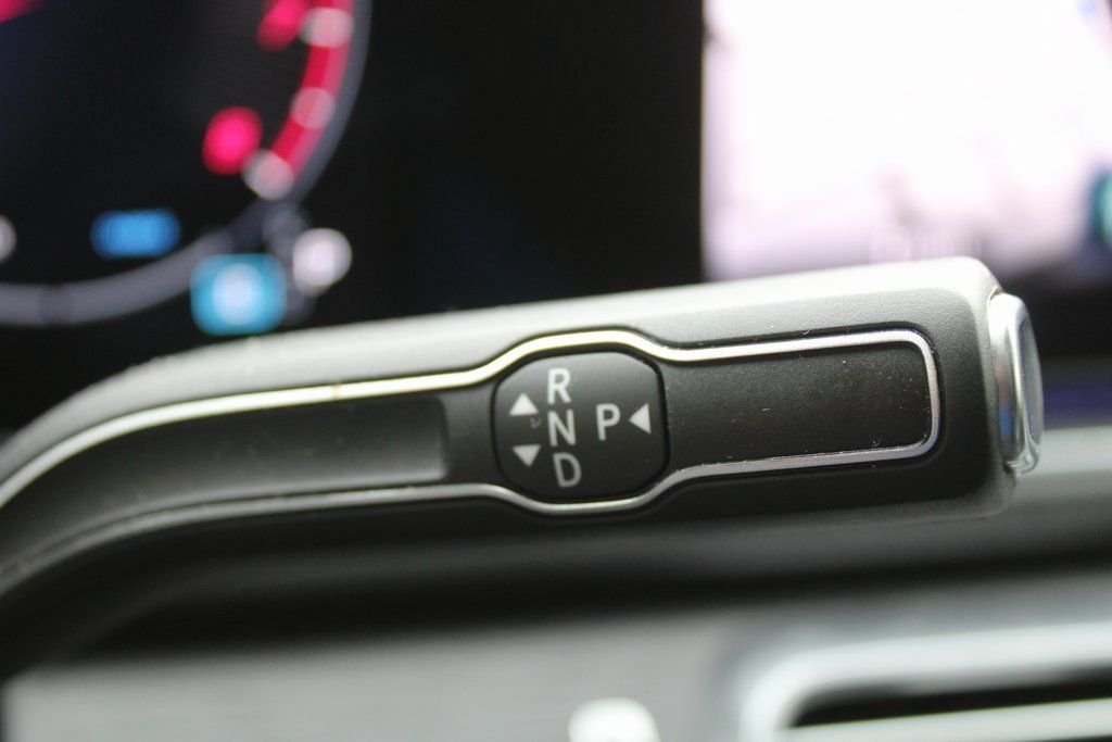 Used 2025 Black Mercedes-Benz GLE 450 image 34