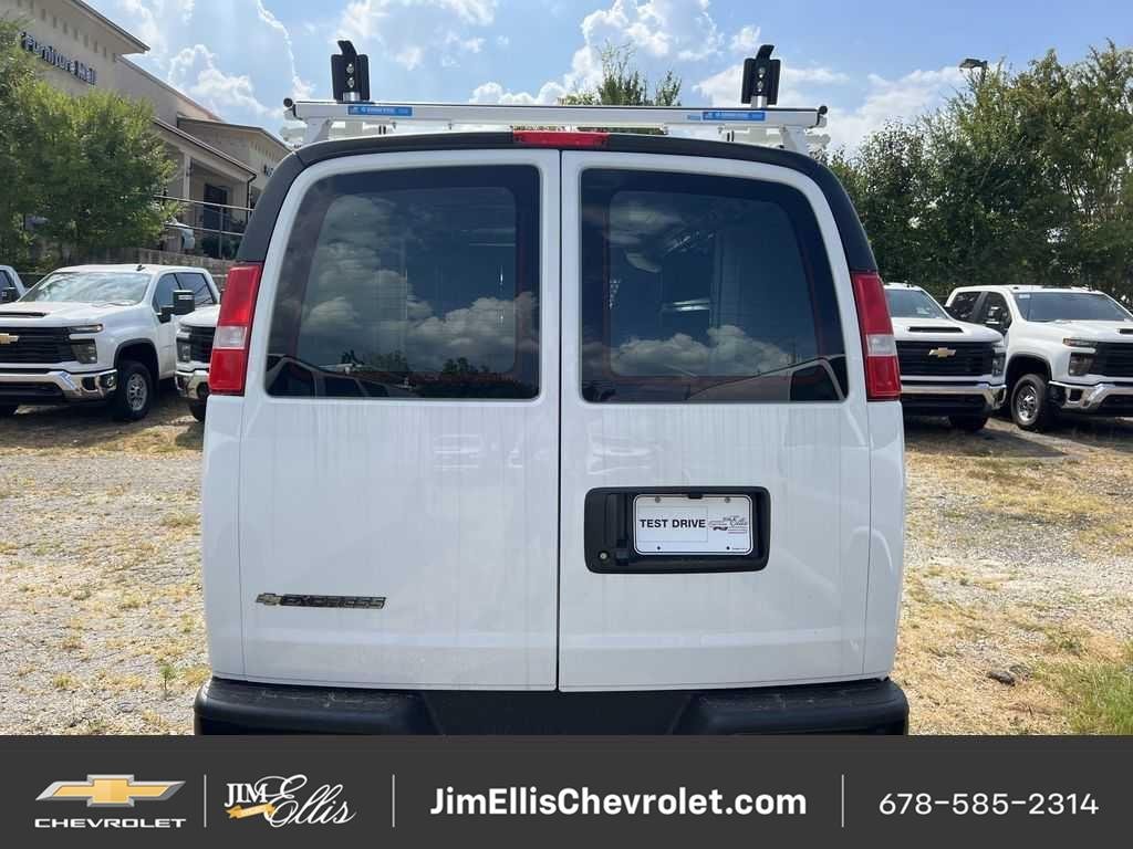 2025 Chevrolet Express Cargo Work Van - Photo 7