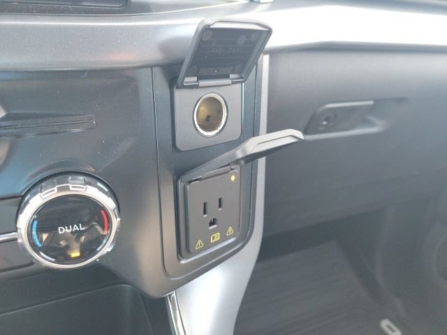 New 2026 Silver Ford XLT image 14