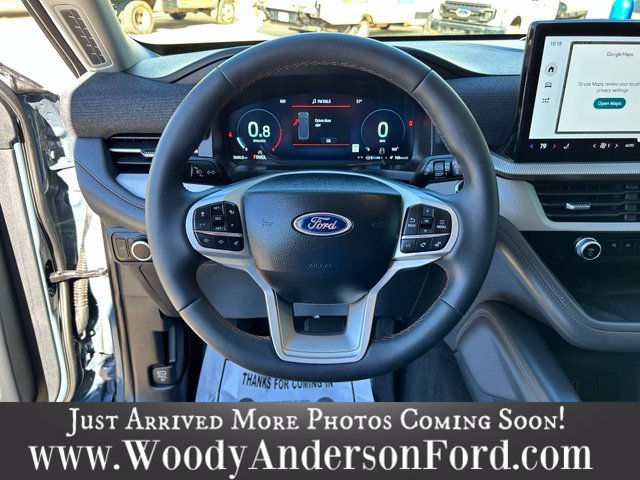 Used 2026 Vapor Blue Metallic Ford Active image 9