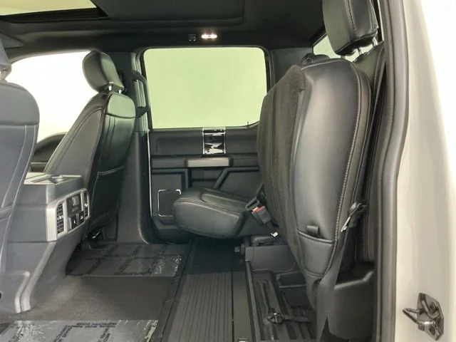 Used 2022  Ford Platinum image 34