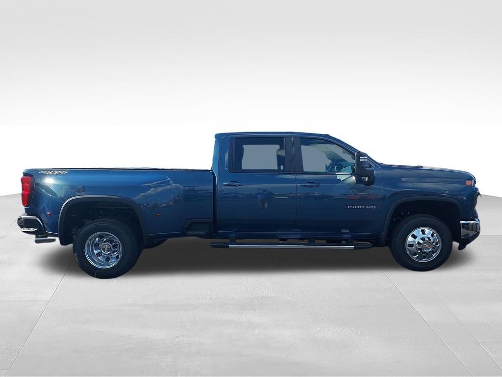 2026 Chevrolet Silverado 3500 HD LT - Photo 6