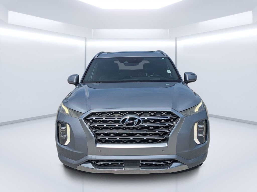 Used 2020 Silver Hyundai Limited image 8