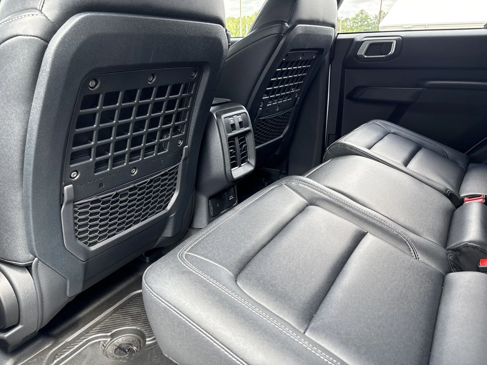 New 2026 Oxford White Ford Badlands® image 18