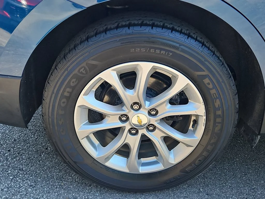 Used 2019 PACIFIC BLUE METALLIC Chevrolet LT image 6