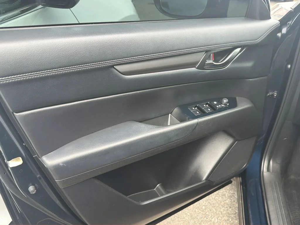 Used 2018 Deep Crystal Blue Mica Mazda Touring image 7