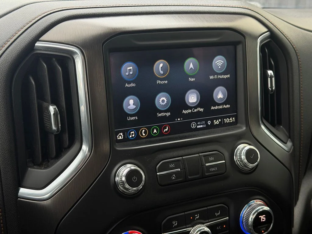 Used 2021 White GMC AT4 image 12