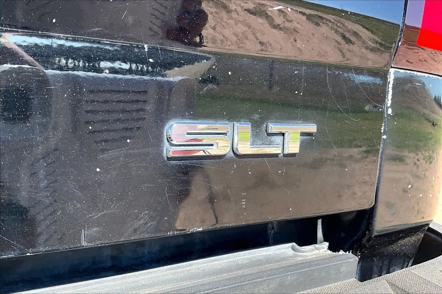 Used 2016 Onyx Black GMC SLT image 10