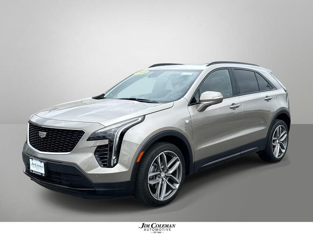 Used 2022  Cadillac Sport image 1