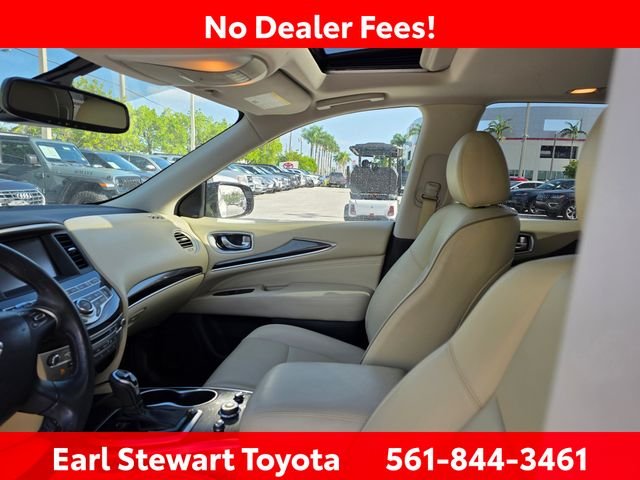 Used 2019 Silver INFINITI PURE image 4
