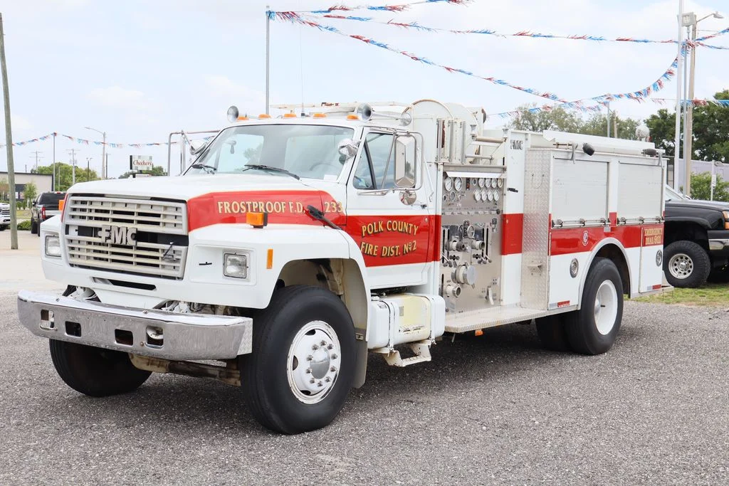 Used 1987  Ford F8000 image 4