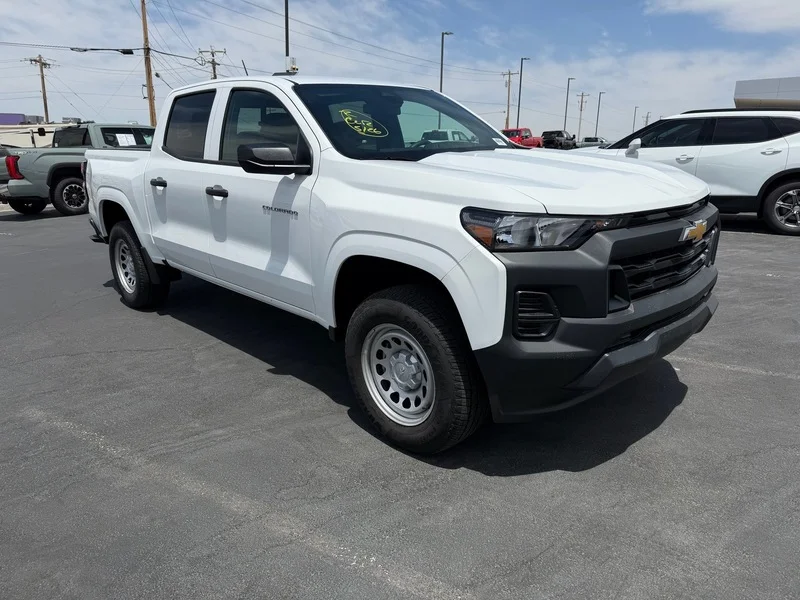 2024 Chevrolet Colorado 2WD Work Truck Crew Cab Short Box's photo