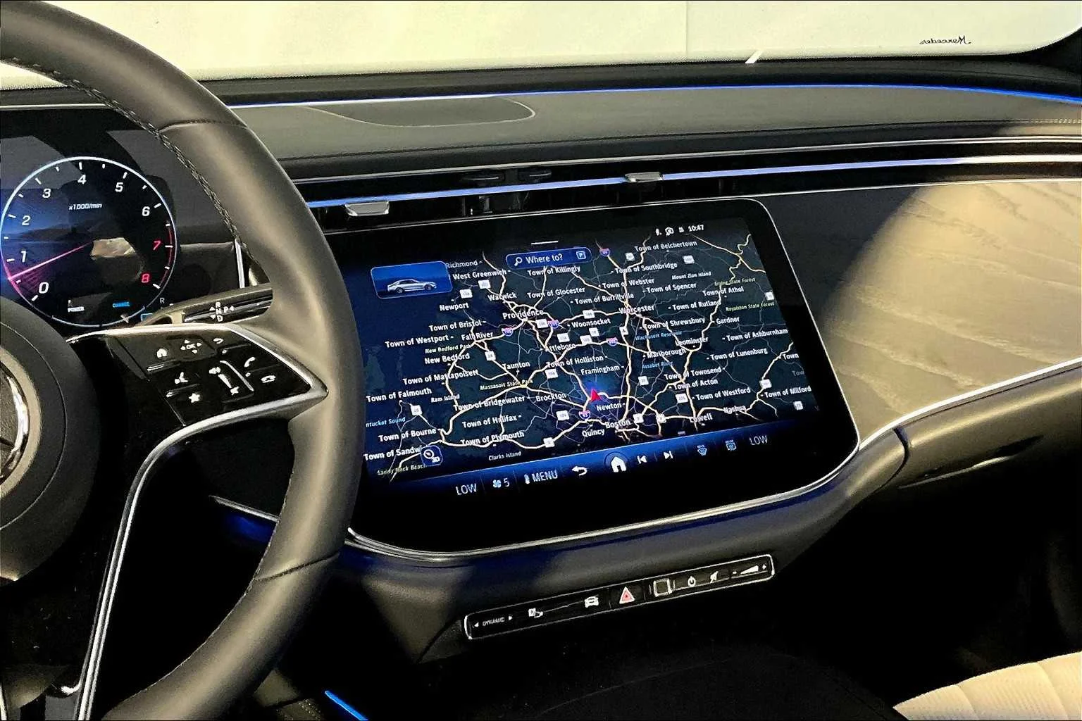2026 Mercedes-Benz E-Class E350 - Photo 8