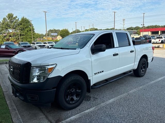 Used 2017 Glacier White Nissan S image 5