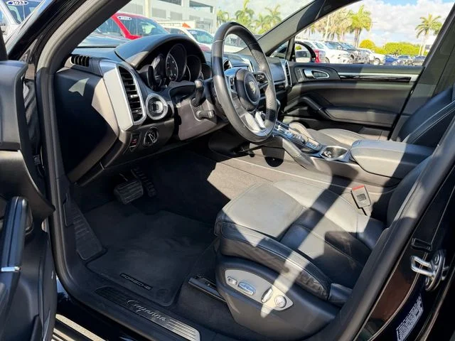 2016 Porsche Cayenne Base - Photo 6