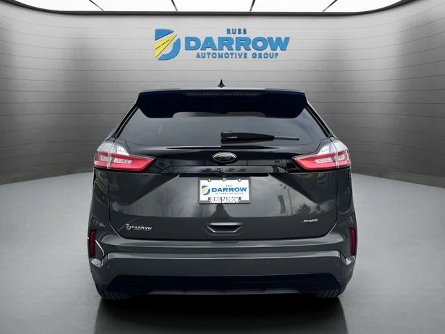 Used 2022 Green Ford SE image 4