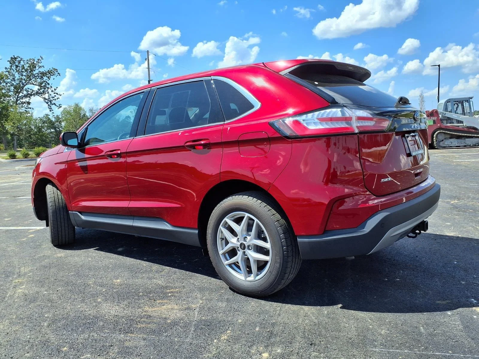Used 2024 Rapid Red Metallic Tinted Clearcoat Ford SEL image 29