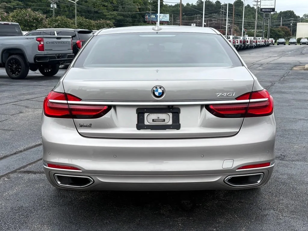 Used 2018 Gold BMW 740i image 5