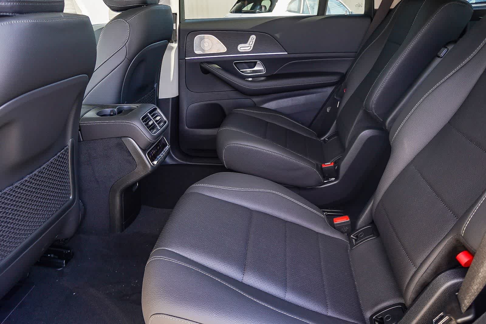 New 2026 MANUFAKTUR Alpine Grey Mercedes-Benz GLS 450 image 23