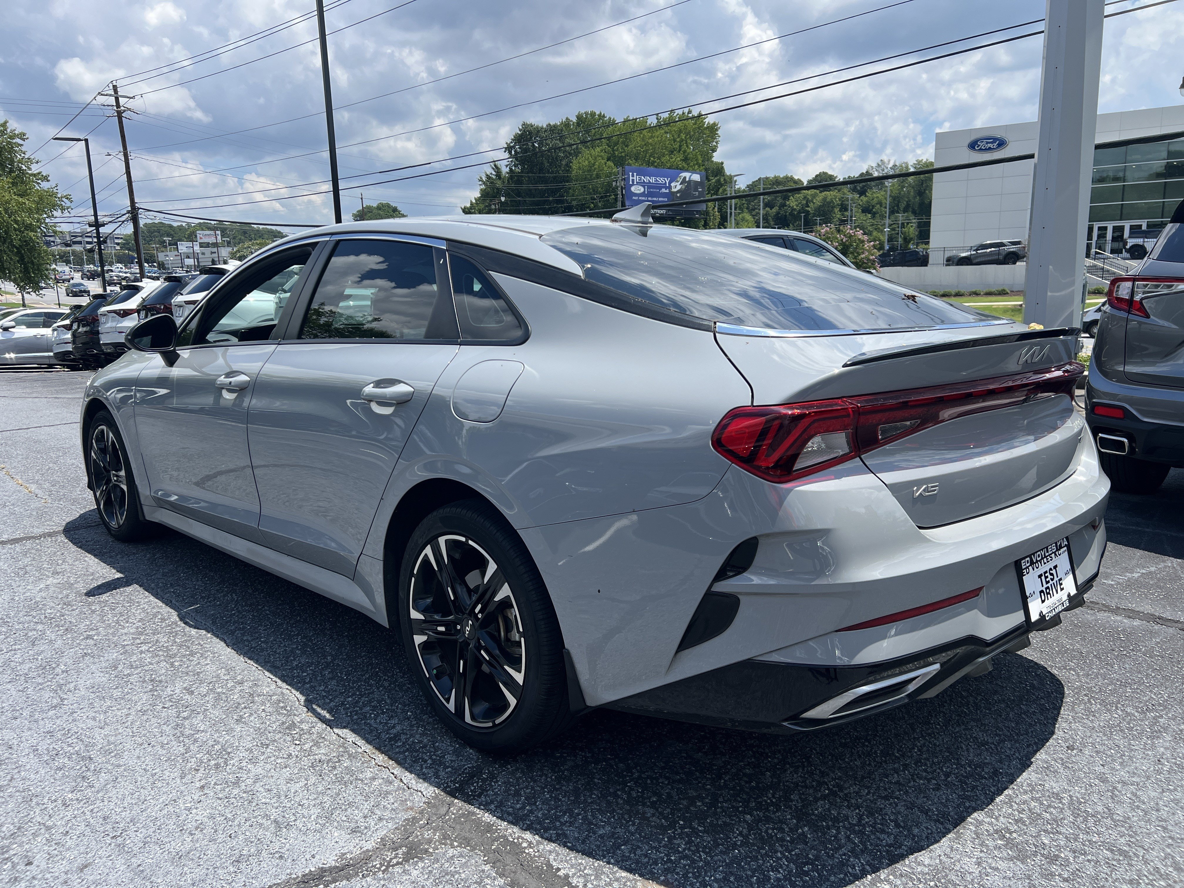 Used 2024 Wolf Gray Kia GT-Line image 3