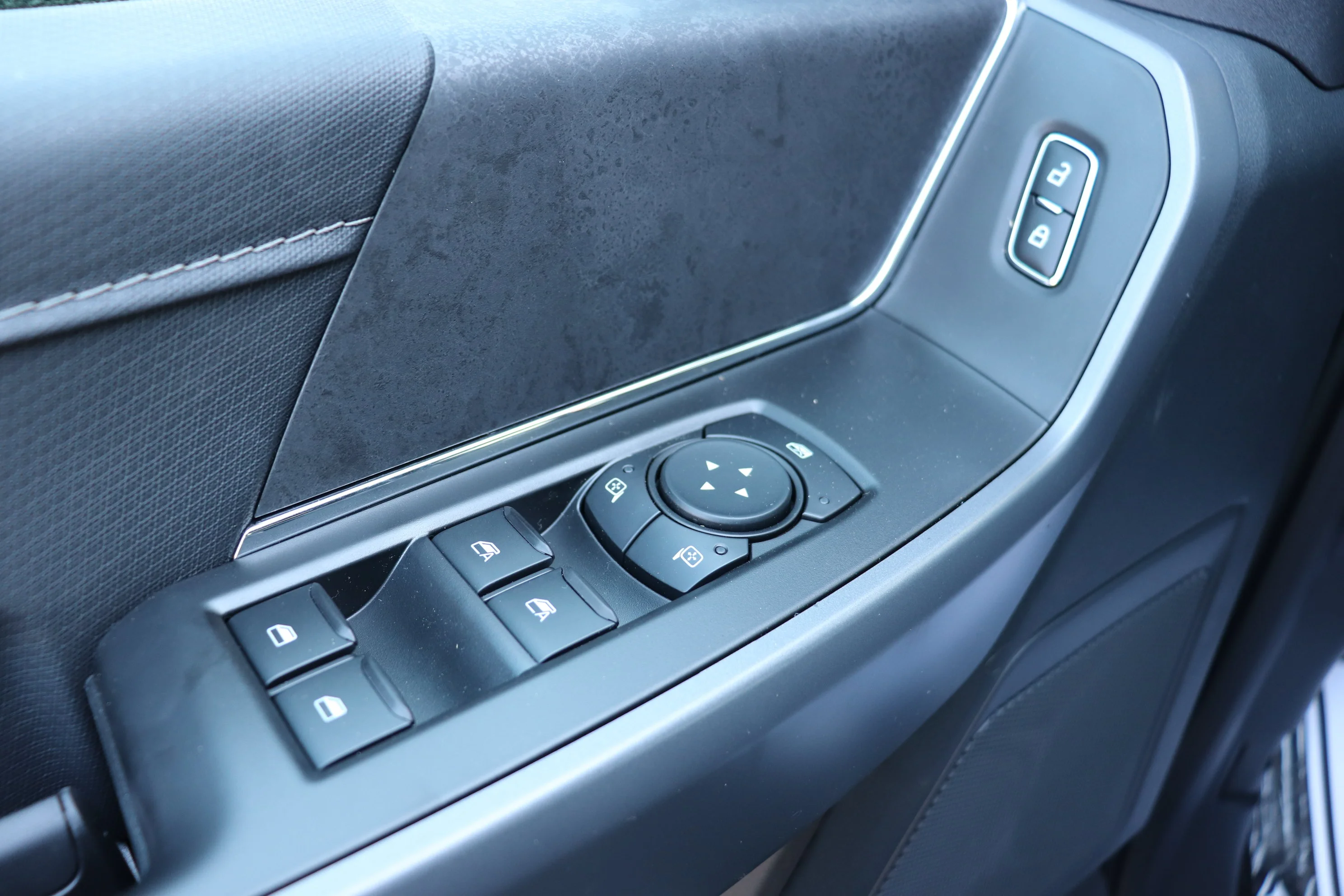 New 2026 AGATE BLACK METALLIC Ford XLT image 11