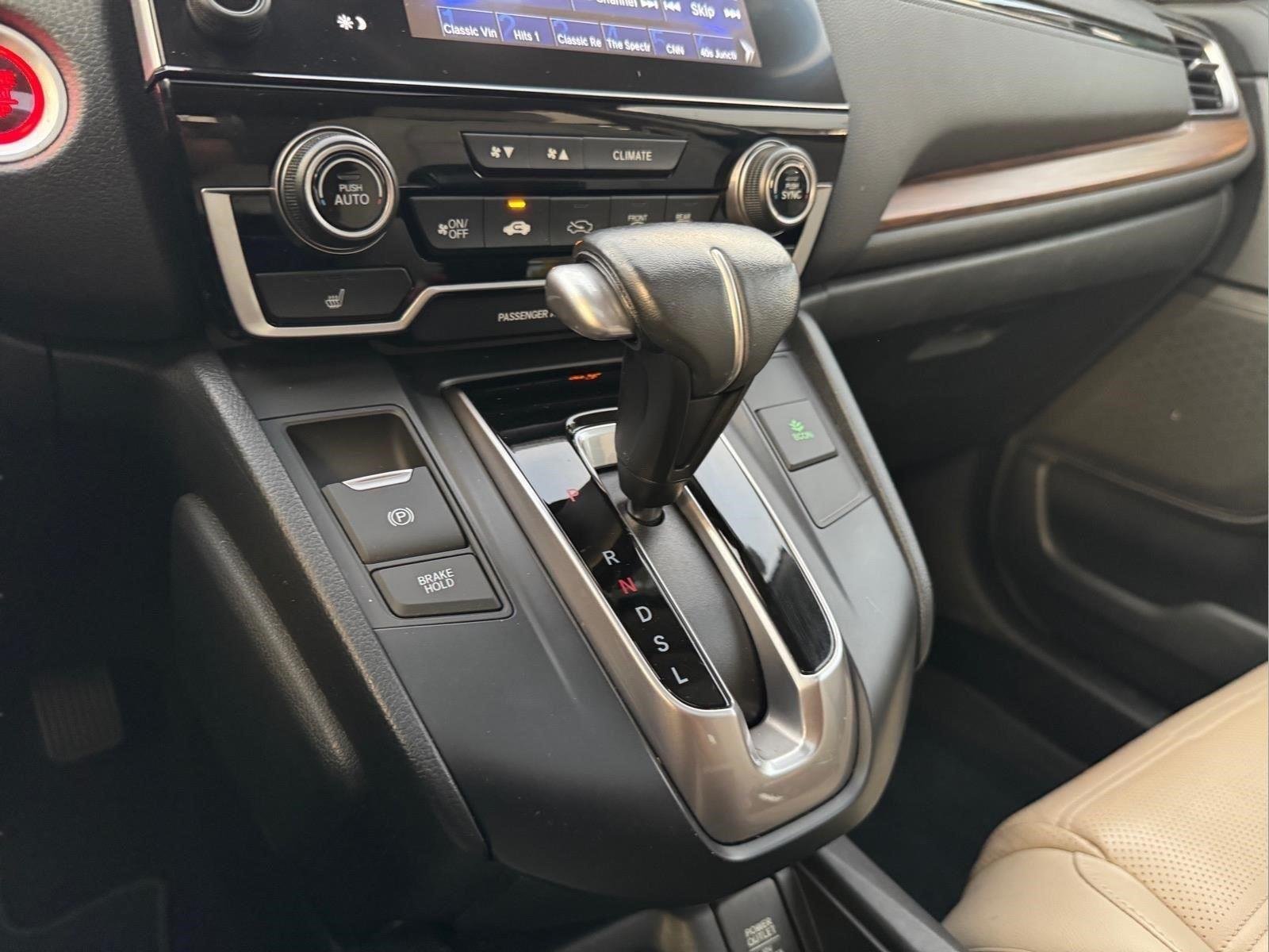 Used 2017 Sandstorm Metallic Honda Touring image 31