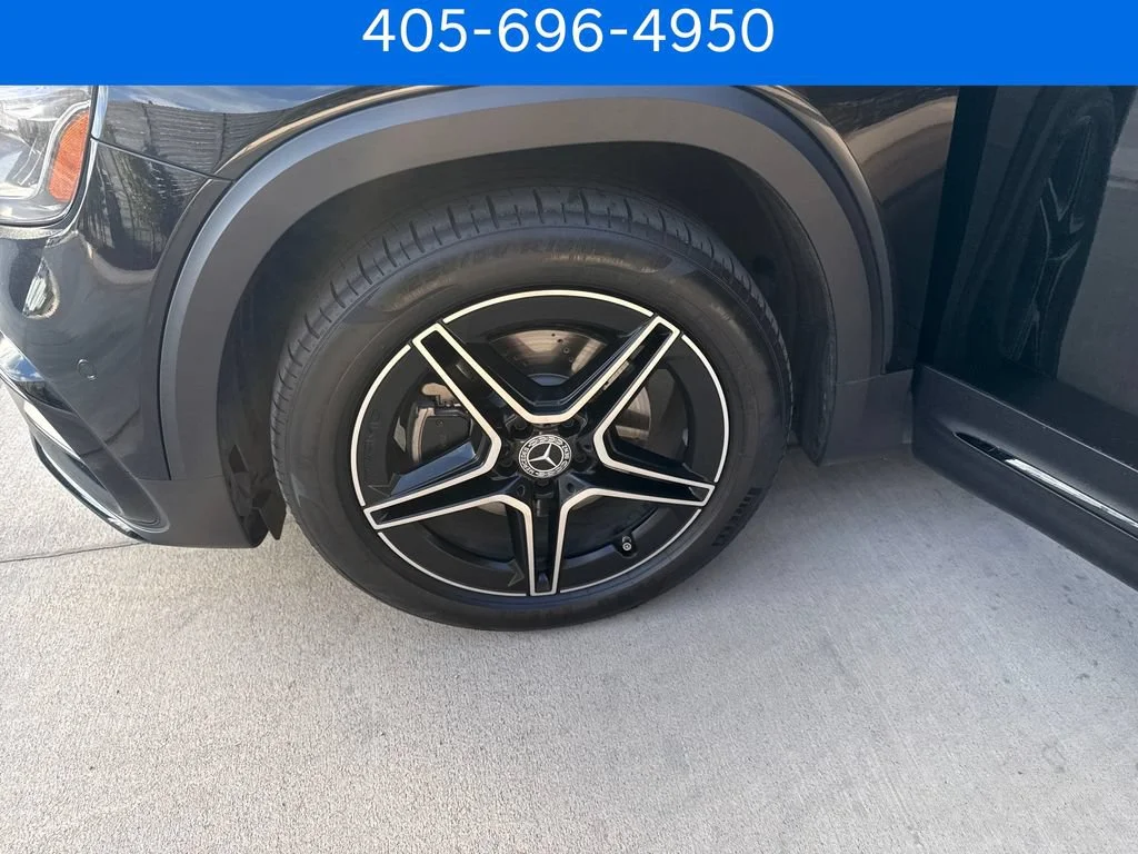 Pre-Owned 2024 Mercedes-Benz GLB 250