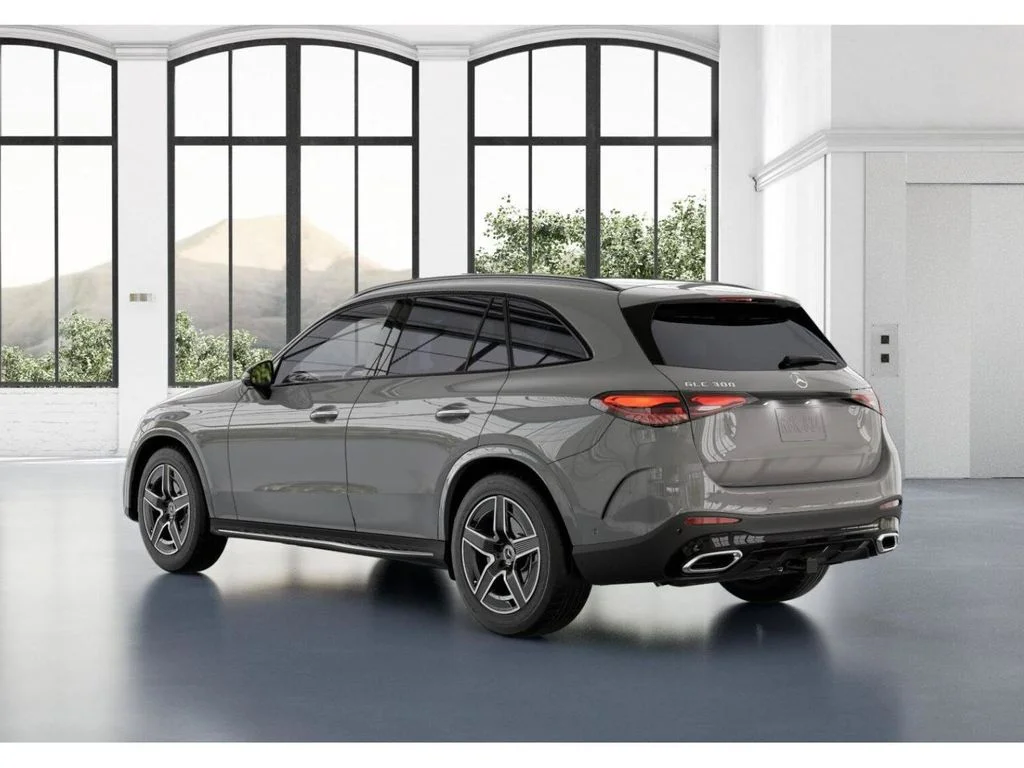 New 2026 White Mercedes-Benz GLC 300 image 29