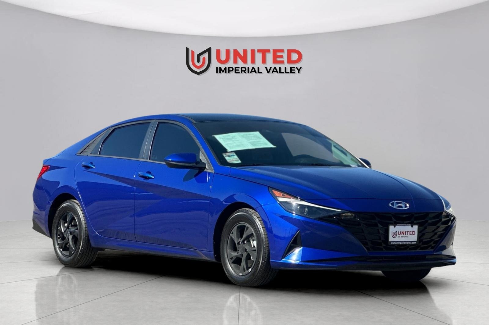 Used 2023 Hyundai Elantra SE with VIN 5NPLL4AGXPH088897 for sale in Imperial, CA