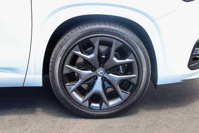 New 2026 Wind Chill Pearl Lexus TX 500h F SPORT PERFORMANCE LUXURY AWD image 10