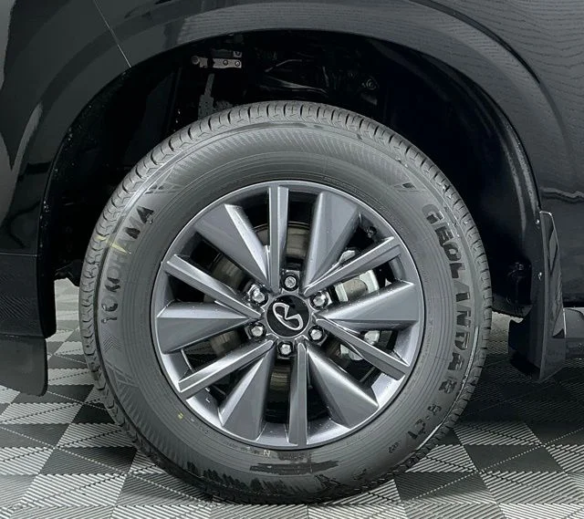 New 2026 Black Obsidian INFINITI PURE image 10
