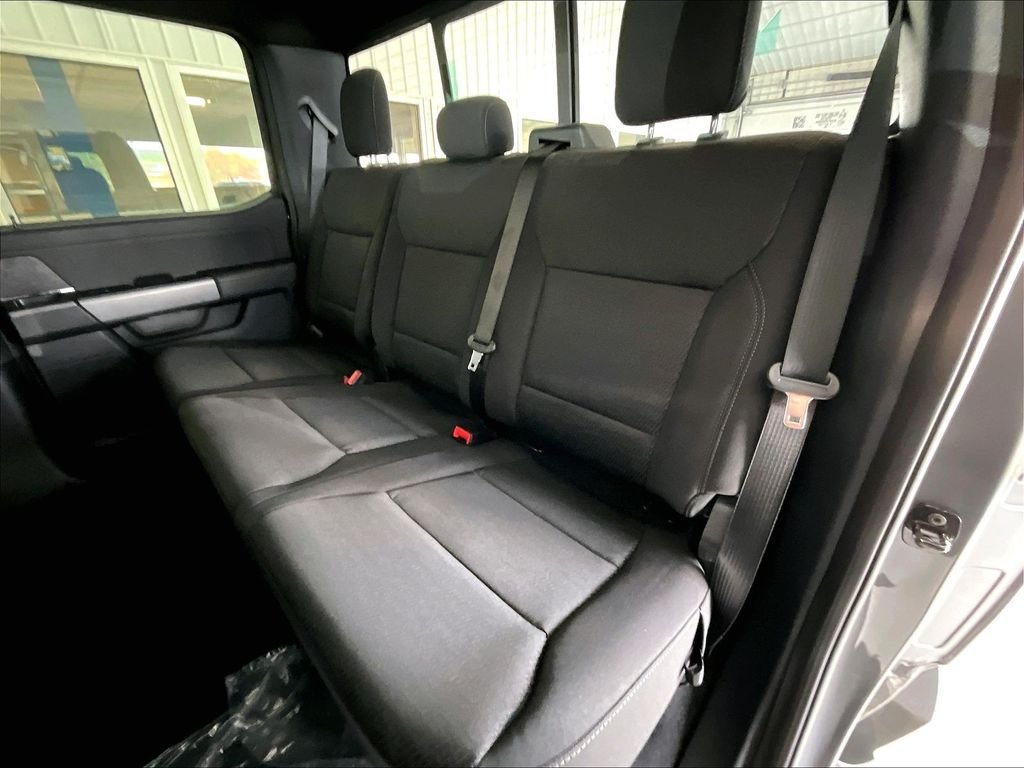 New 2026 Gray Ford XLT image 15
