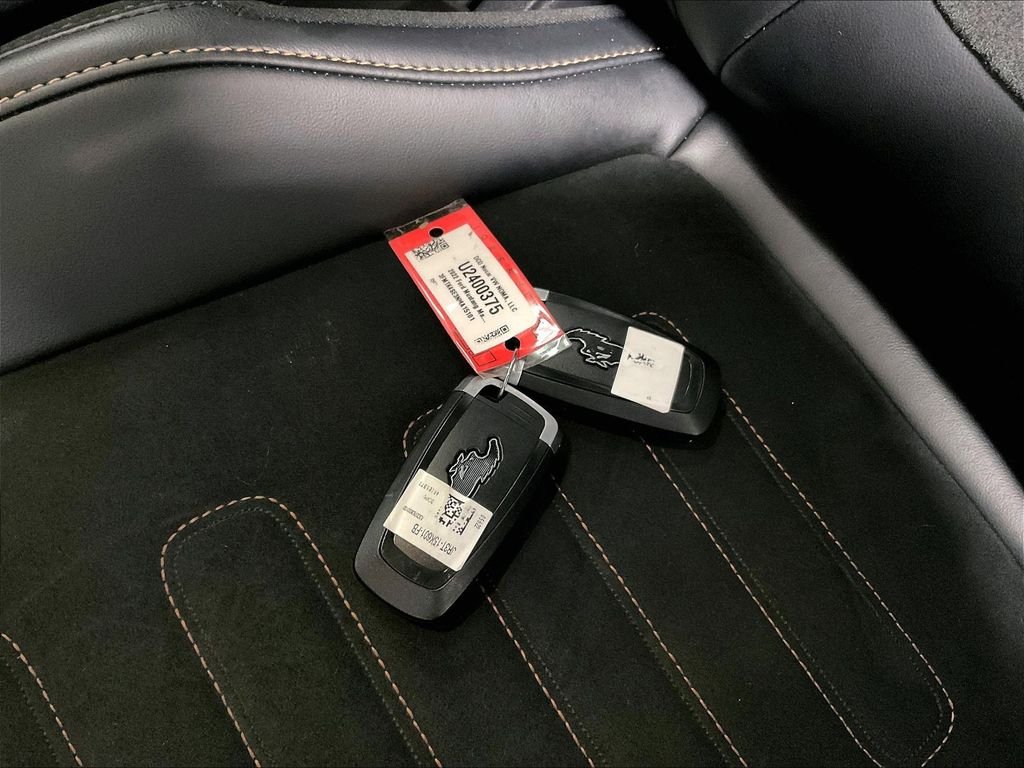 Used 2022 Red Ford GT image 30