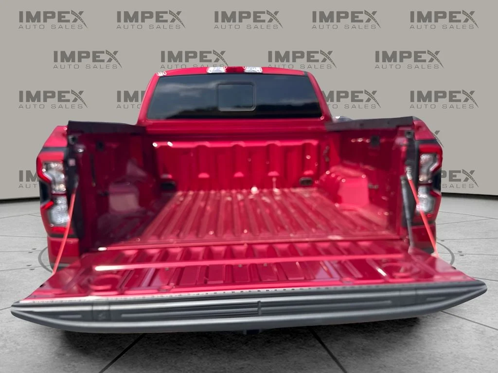 Used 2025 Red Ford XLT image 24