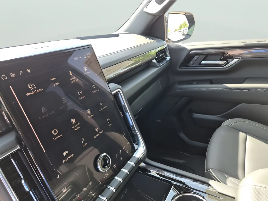 New 2026 Onyx Black GMC Elevation image 27