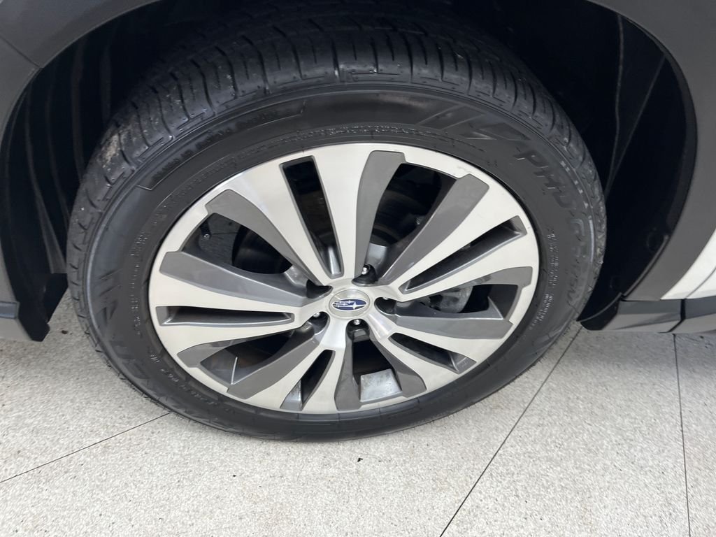 Used 2021 White Subaru Limited image 9