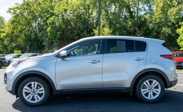 Used 2019 Silver Kia LX image 9
