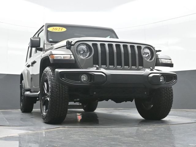 Used 2021 Gray Jeep Unlimited Sahara Altitude image 22