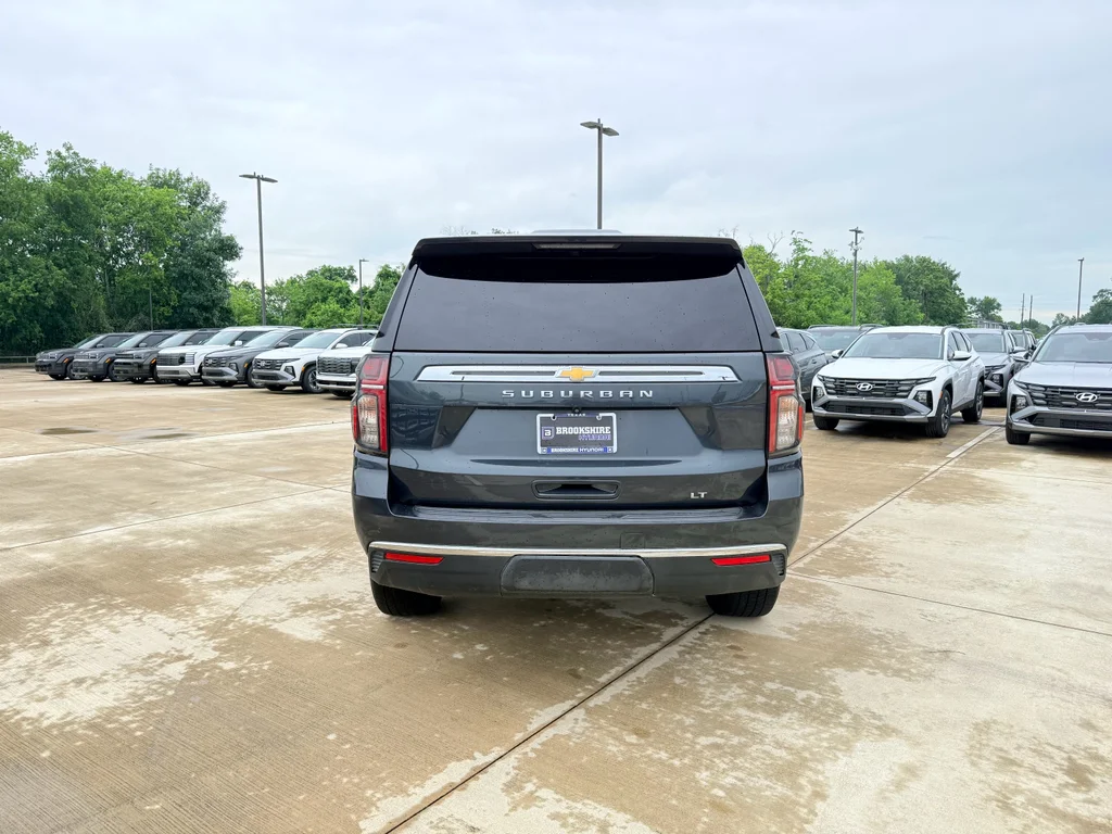 Used 2022 Evergreen Gray Metallic Chevrolet LT image 7