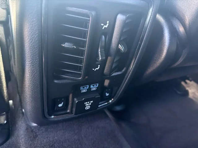 Used 2016 Black Jeep Limited image 16