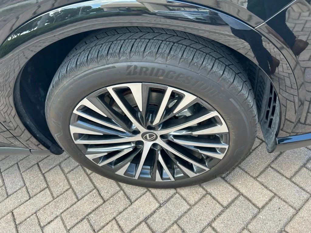 Certified Used 2026 GRAPHITE BLACK GF. Lexus 350 Premium+ image 9