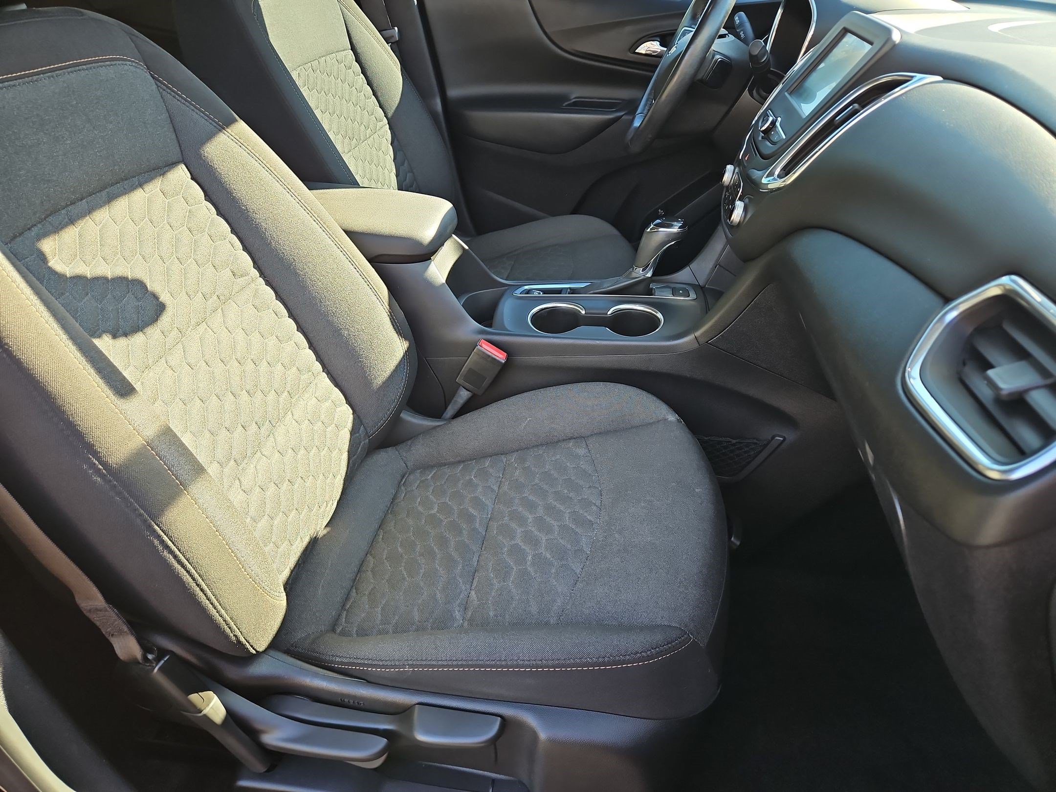 Certified Used 2018 MOSAIC BLACK METALLIC Chevrolet LT image 28