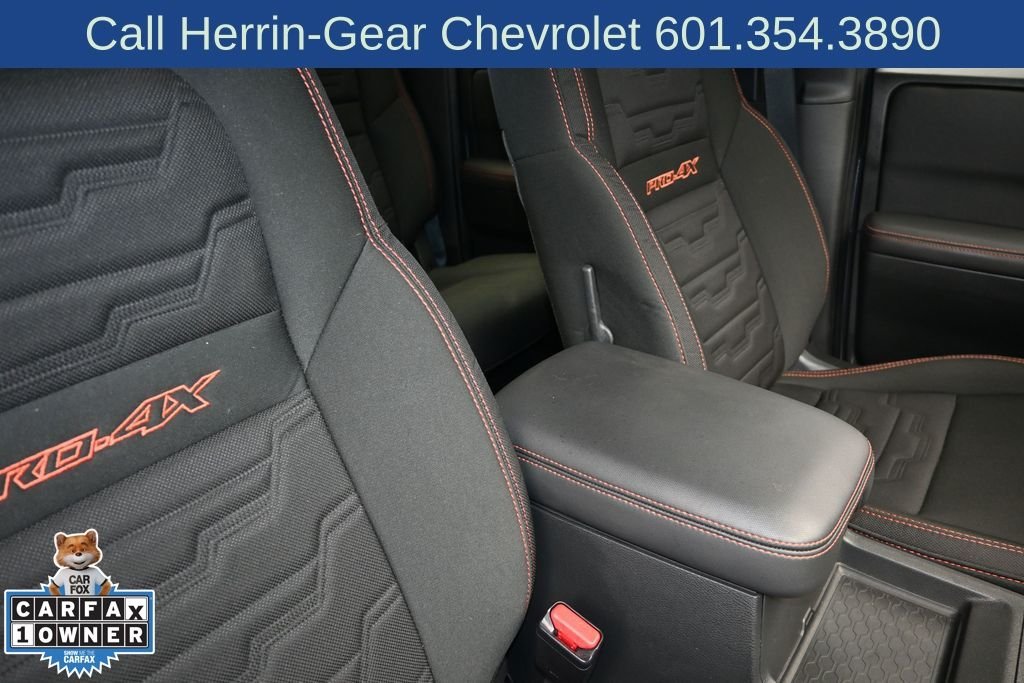 Used 2024 Gray Nissan PRO-4X image 28