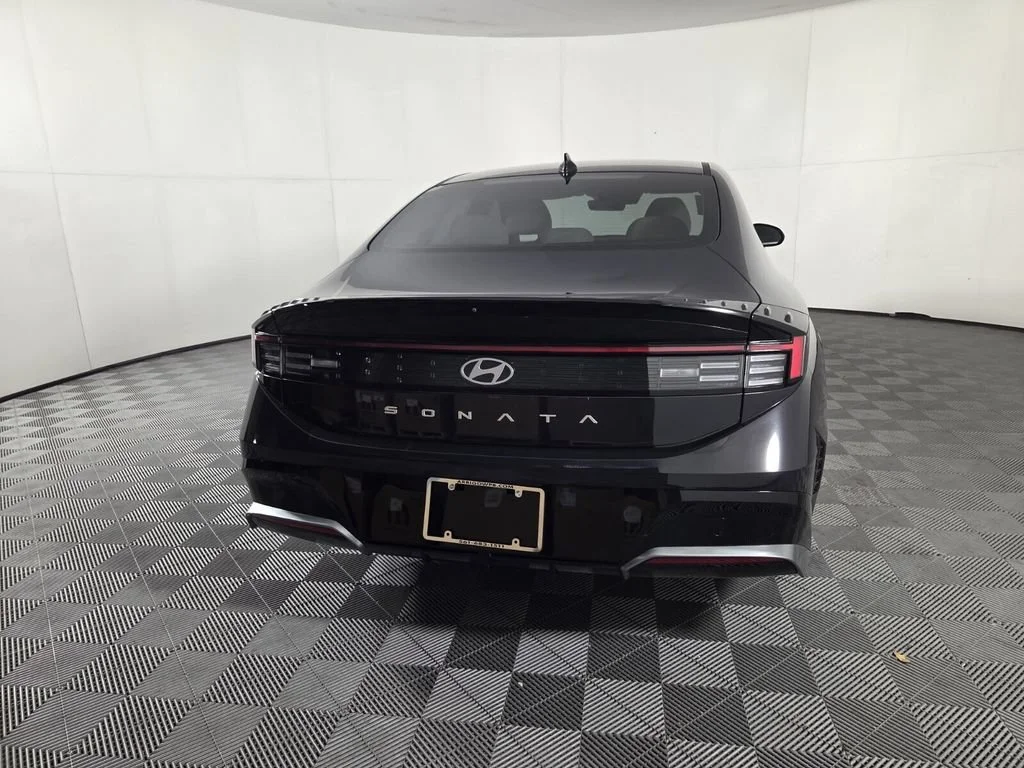 Used 2024 Carbon Blue Hyundai SEL image 5