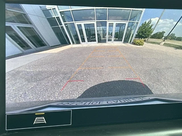 Used 2023 Silver GMC SLE image 31